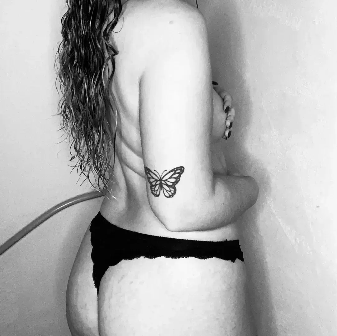 Leak & nude 1 — Bellyssima