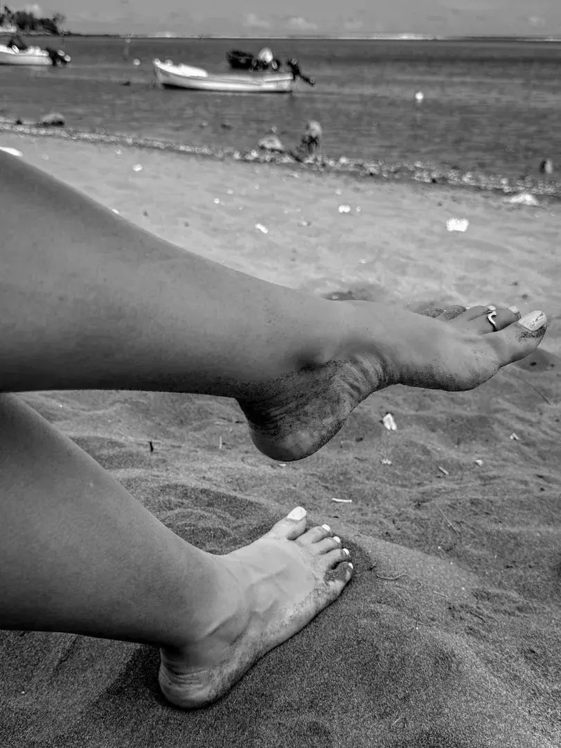 Leak & nude 1 — Feet-clochette974