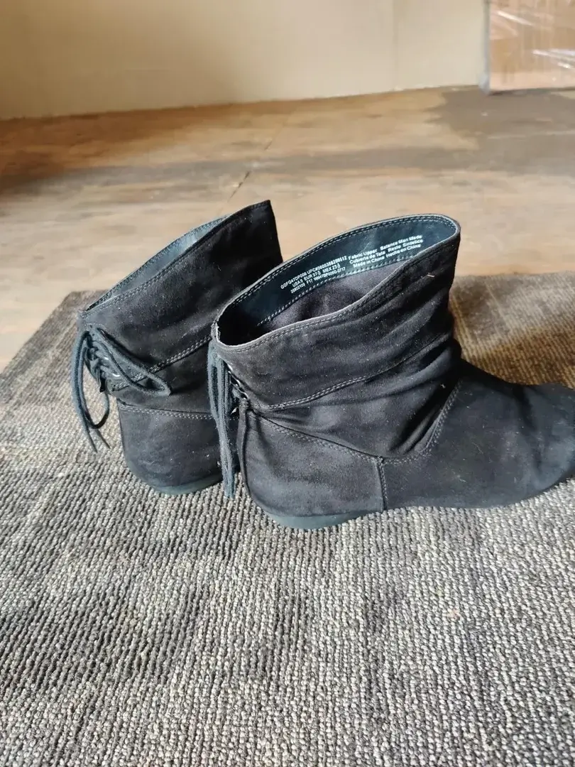 Leak & nude 1 — Chuckiesprettyfeet