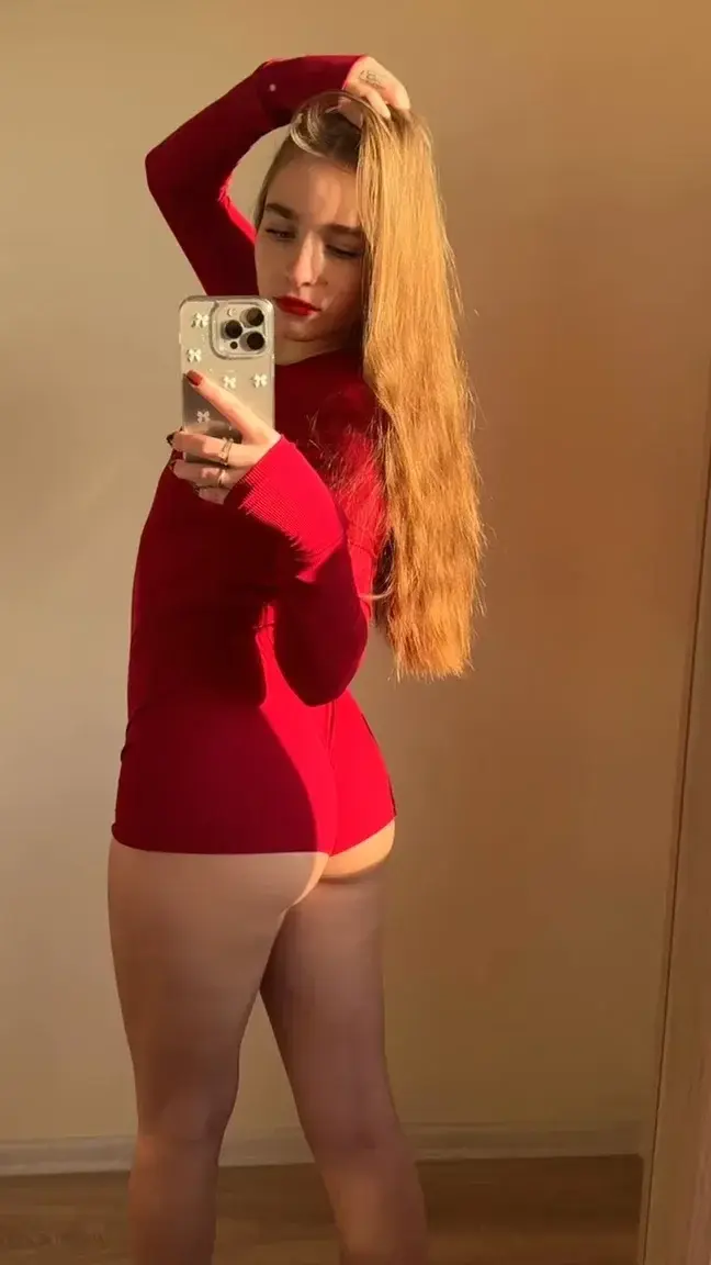 gratuit pour toi 💕 je suis là si tu veux discuter un peu avec moi :)