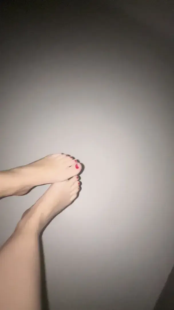 Leak & nude 3 — Madamepiedd