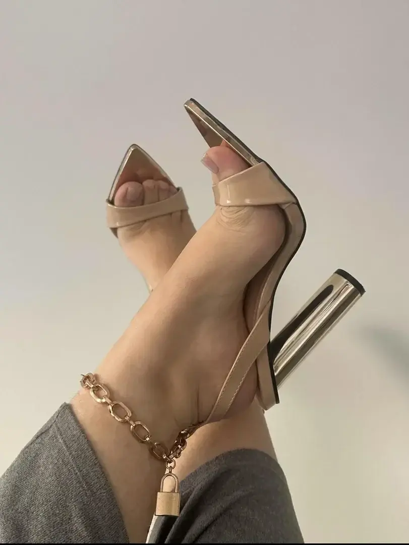 Leak & nude 1 — Feet_heelslexy