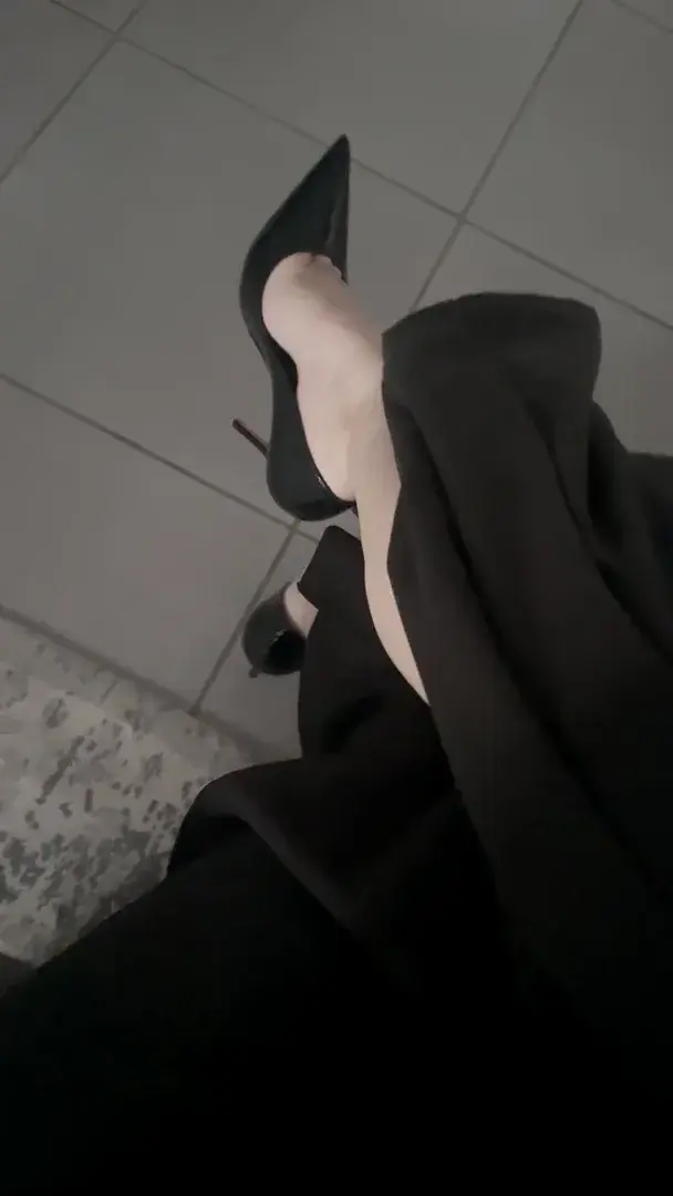 Leak & nude 4 — Feet_heelslexy