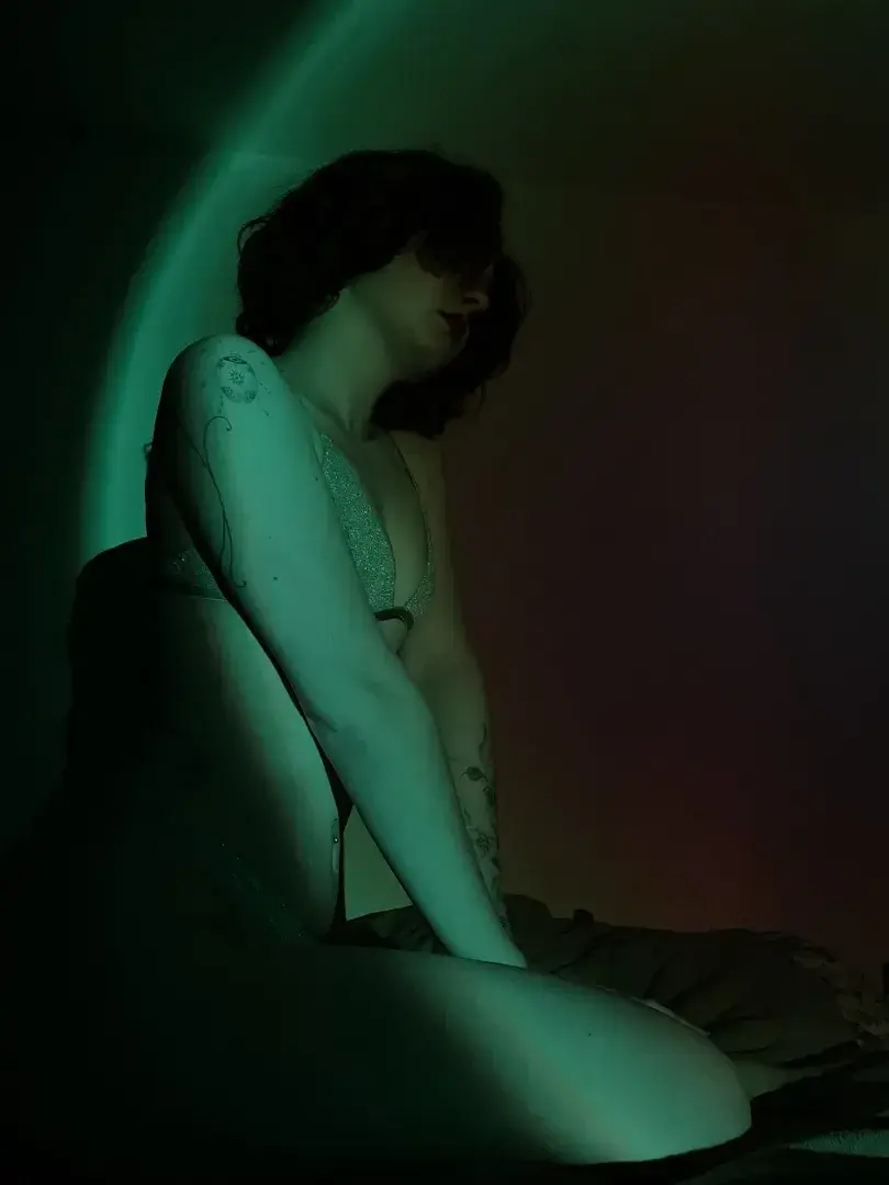 Leak public de Emma_calypso — « TON ABONNEMENT A 0€, VIENS VITE EN PROFITER 😈😻‼️ » (nude) sur MYM