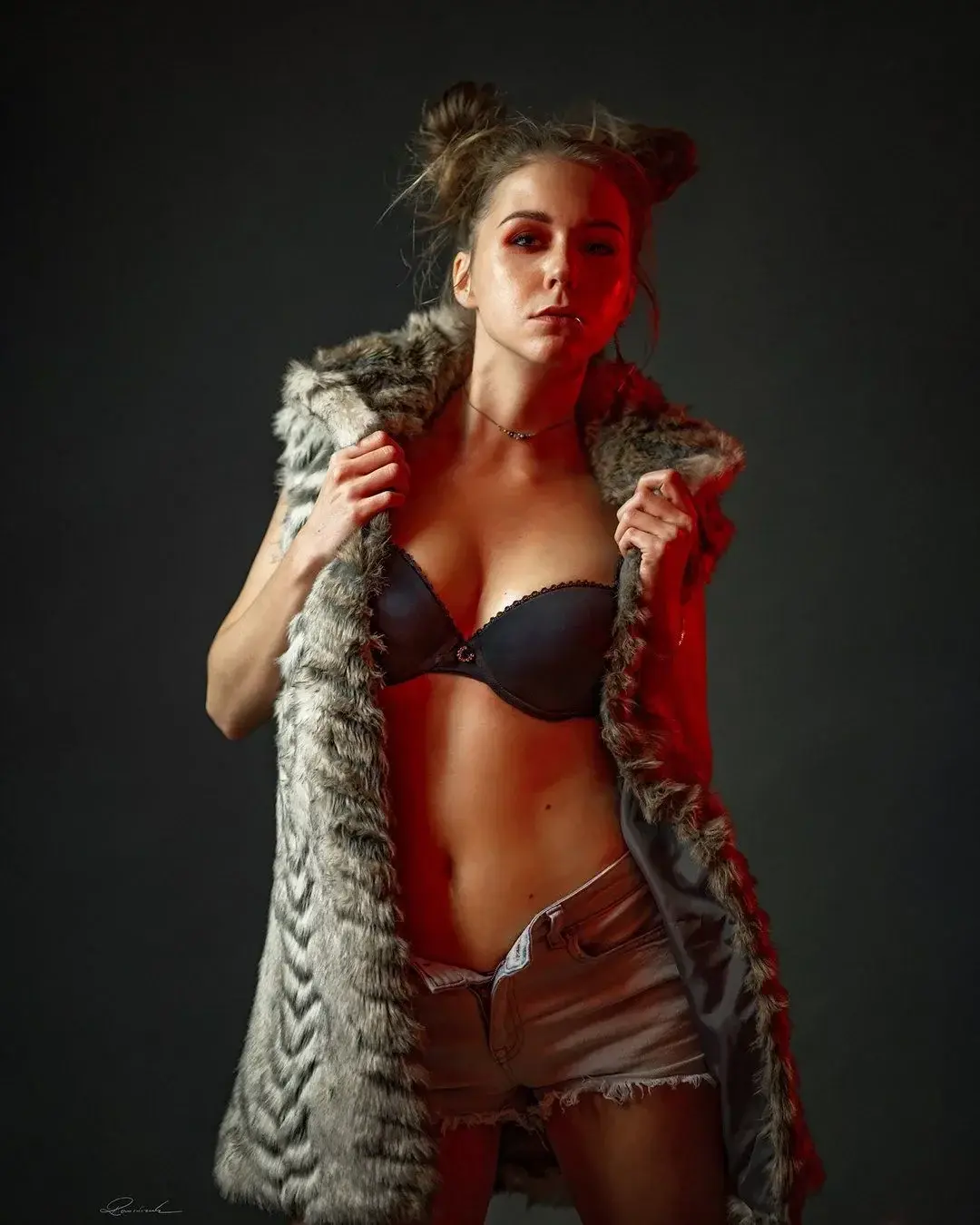 Sometimes I'm angel😇, sometimes I'm devil😈 #photomodel #model #sensual #lingerie #makeup #mua #artist #stylist #portrait #slavic #silesia #polishgirl #woman #polskakobieta #followme #legs #longhair #photoshoot #photo #rebel #belly #sexy #natural