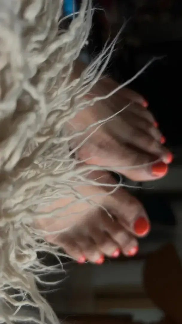 Leak & nude 3 — Footwanka