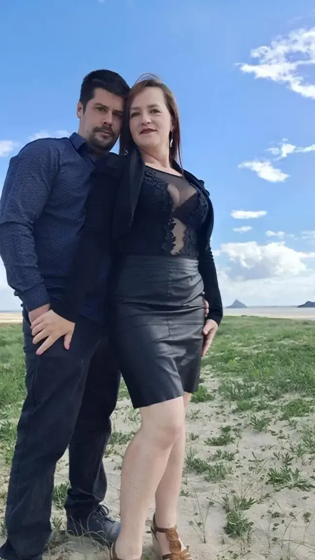 Leak & nude 1 — Mia_et_misterb