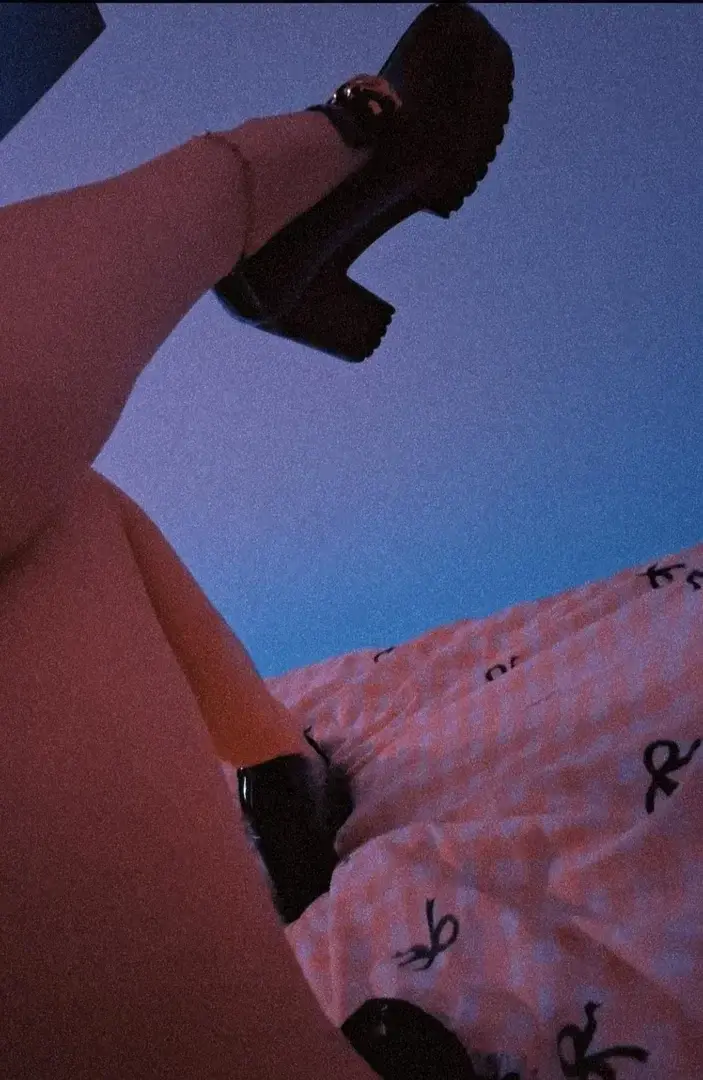 Leak & nude 1 — hellaragirls