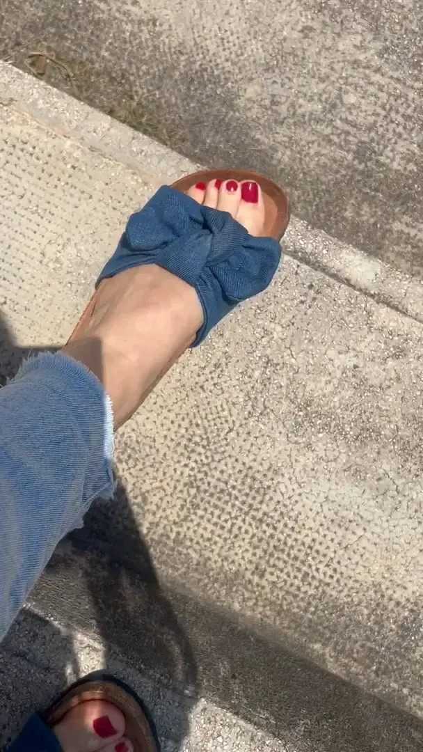Leak & nude 3 — Pieds_de_bitch