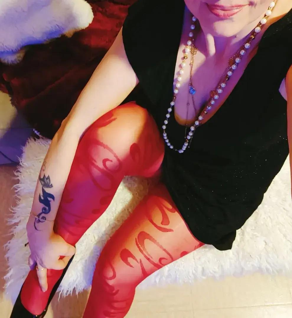 Leak & nude 3 — Paprika91