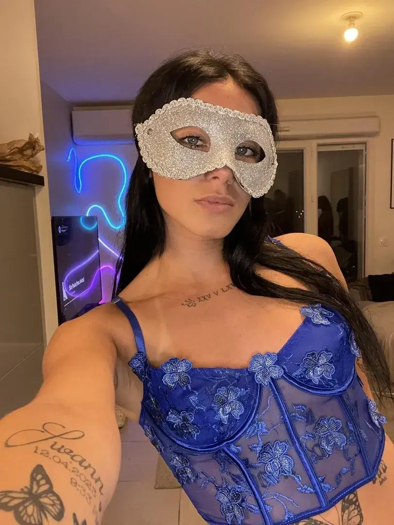 Leak & nude 4 — Ravenbluemym