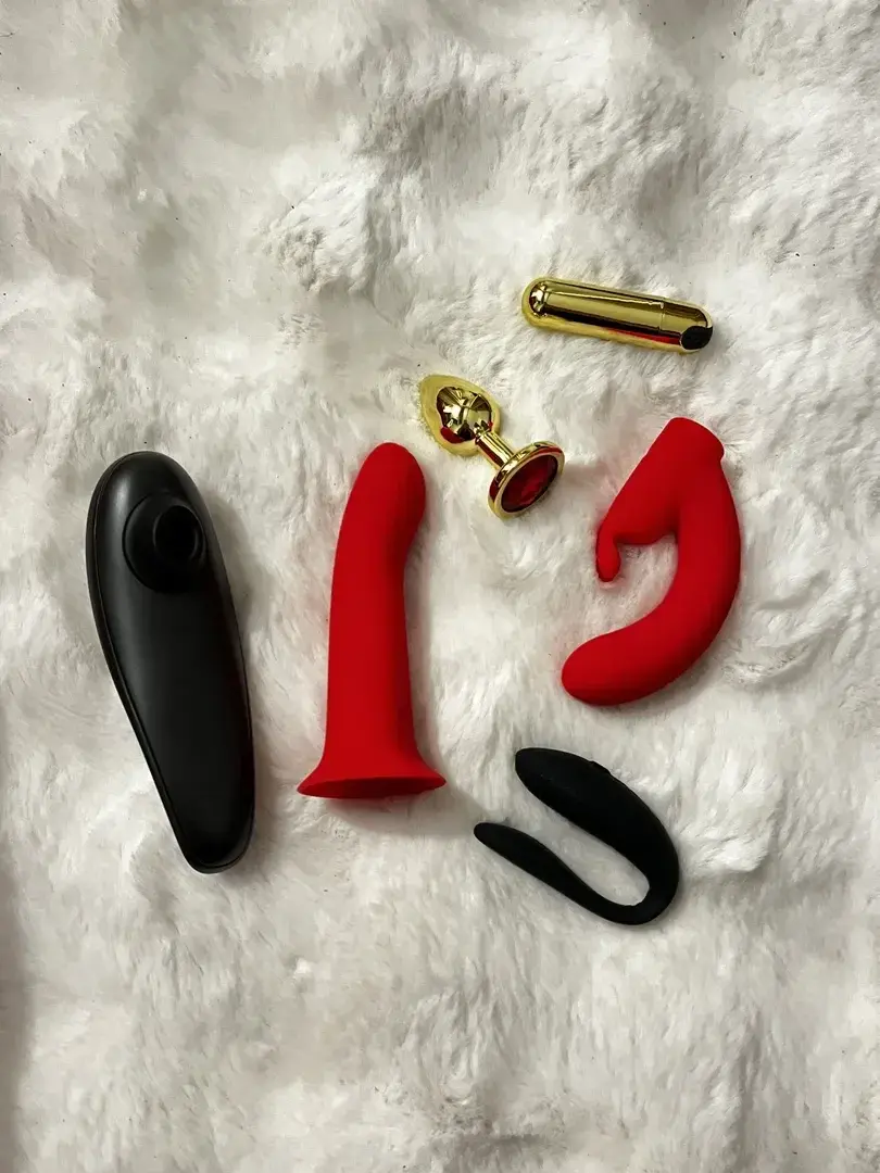 Leak & nude 9 — Rosemarbot