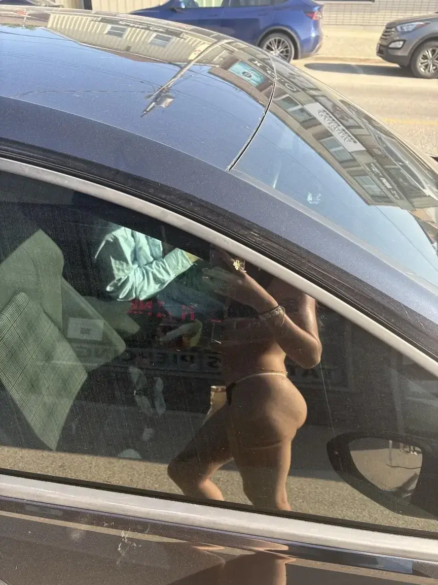 Leak & nude 2 — Lilyyro