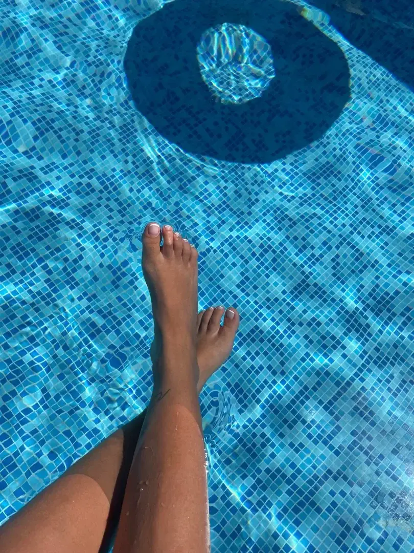 Leak & nude 3 — Cowfeet