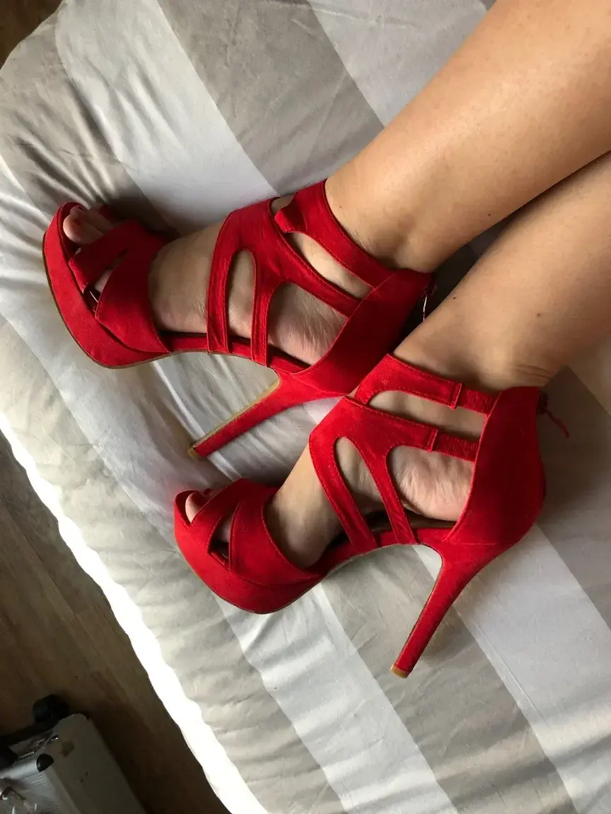 Leak & nude 2 — Fannyfeetfetish