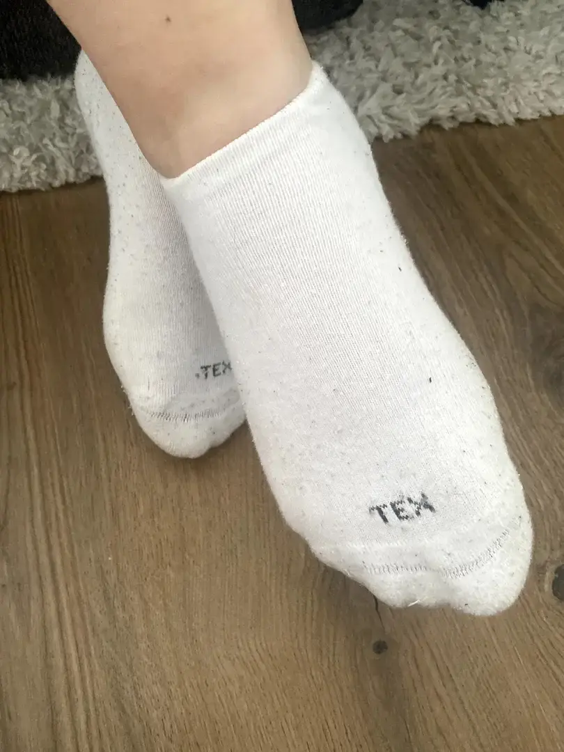 Leak & nude 3 — Justfeetnchill