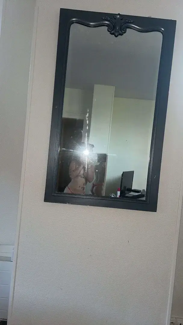 Chaque détail est une invitation à regarder plus lentement. Vient me découvrir 💕