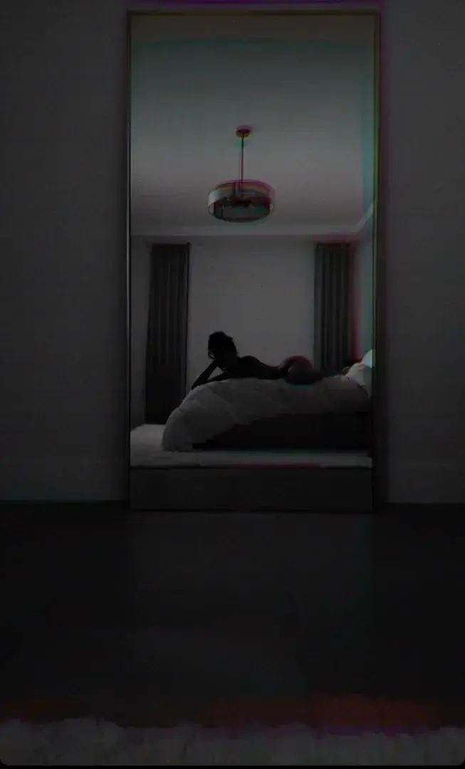 Leak & nude 10 — pauline_99