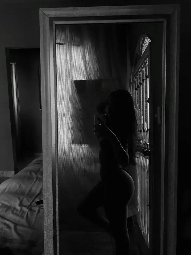 Leak & nude 13 — pauline_99
