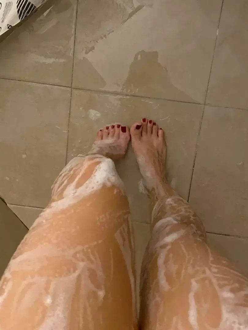 Leak & nude 16 — pauline_99
