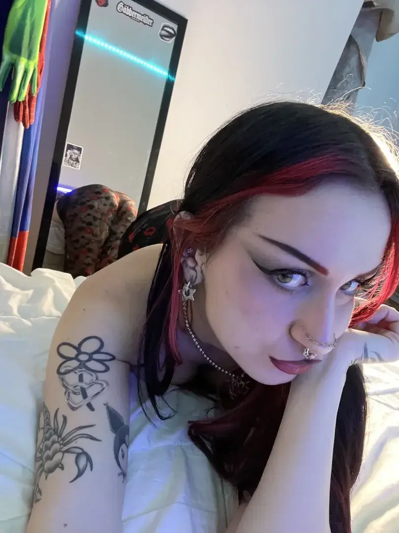 Leak public de Lululacoquine0 — « Abonnement gratuit🔞 » (nude) sur MYM