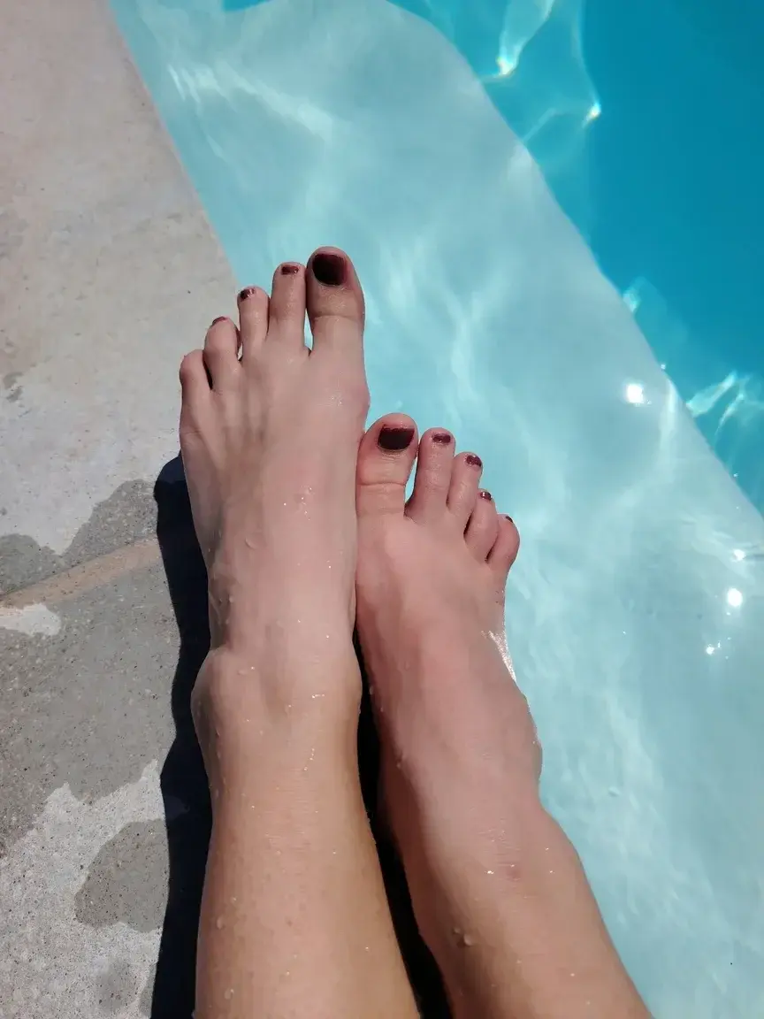 Leak & nude 3 — Despieds_debiches