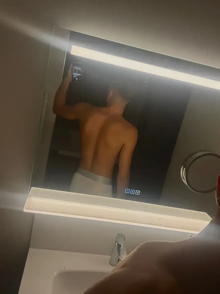 Leak & nude 1 — Jnr