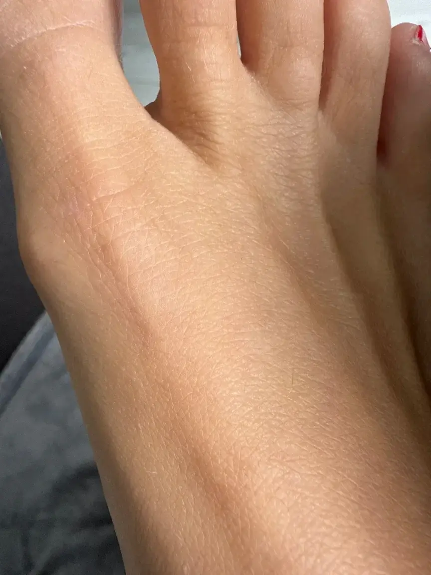 Leak & nude 4 — feet-foot-piedlovers
