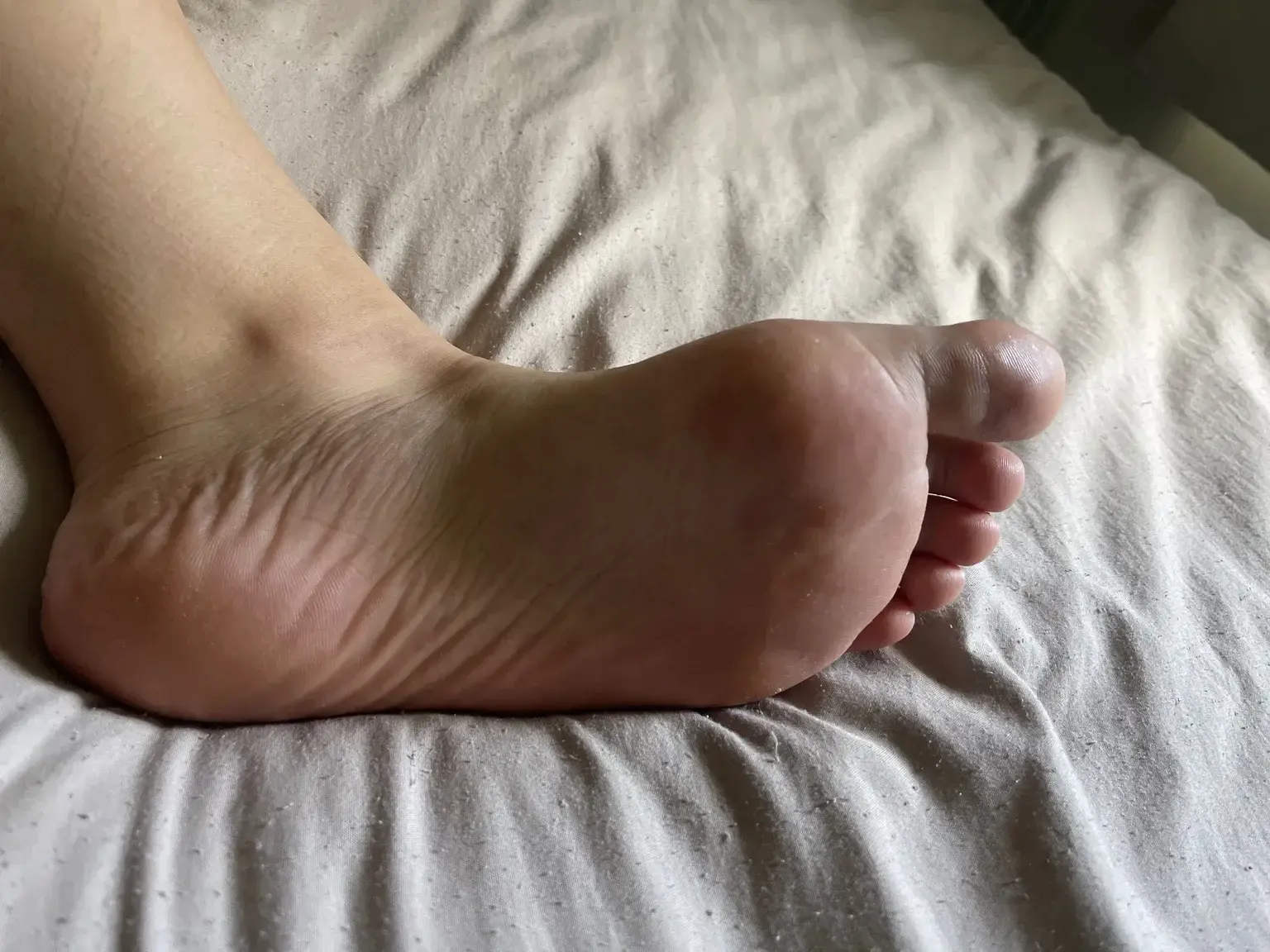 Leak & nude 1 — Mes-petits-pieds12345-12345