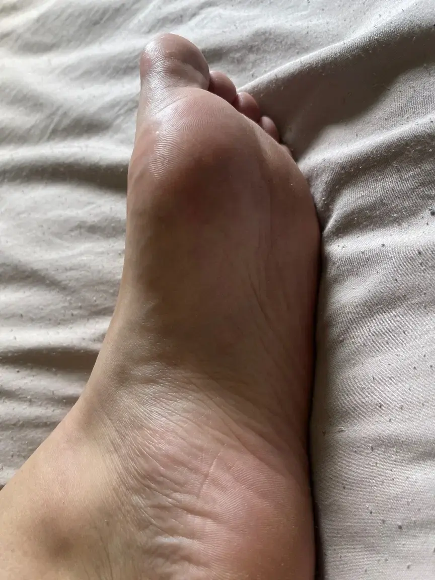 Leak & nude 2 — Mes-petits-pieds12345-12345