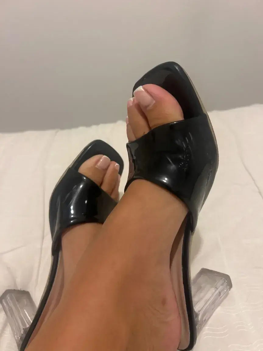 Leak & nude 1 — -magicfeet-