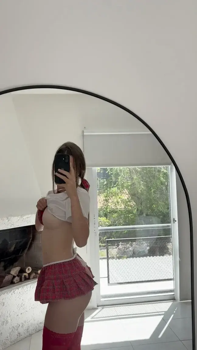 Leak & nude 2 — Belalittledoll