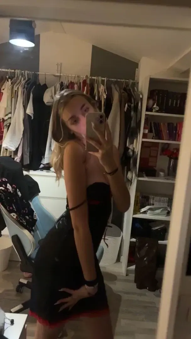 Mym gratuit avec le code : LEA6Petit cadeau à tout les nouveaux abonnés et personne qui like les 3 derniers posts. 🎁👀#sexy #glamour #etudiante