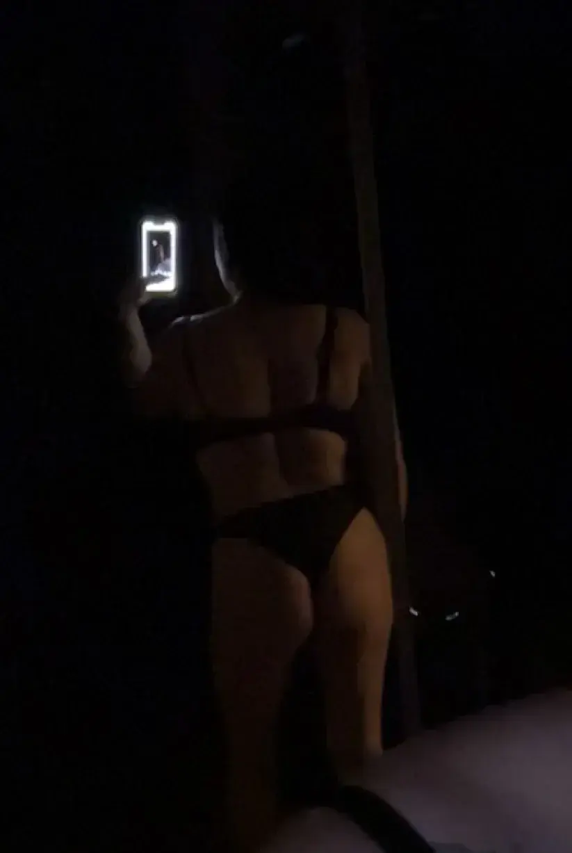 Leak & nude 2 — Amelia-21