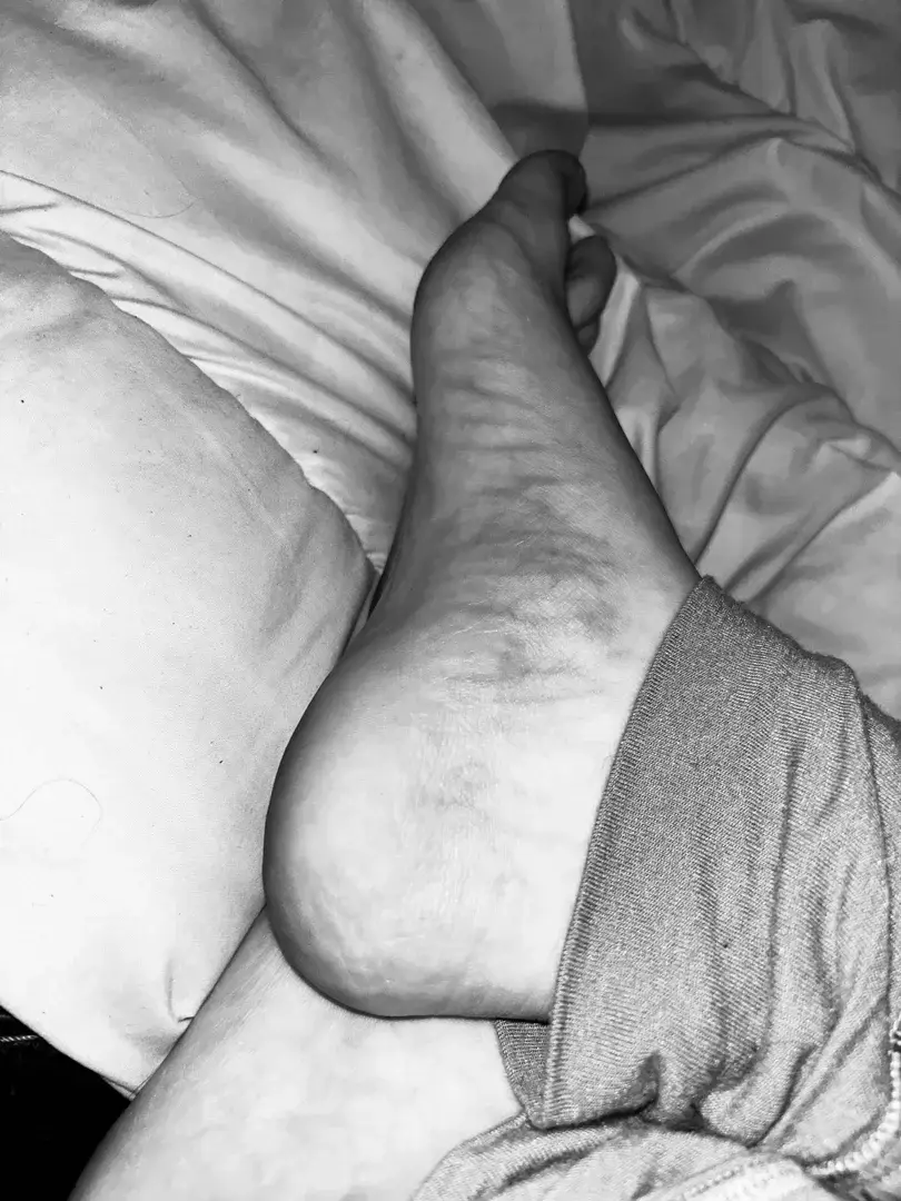 Leak & nude 3 — Petitpiedqueen007