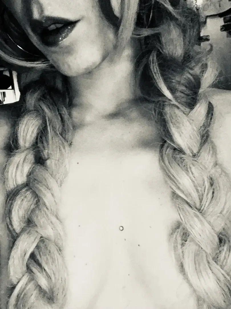 Leak & nude 5 — Rhim