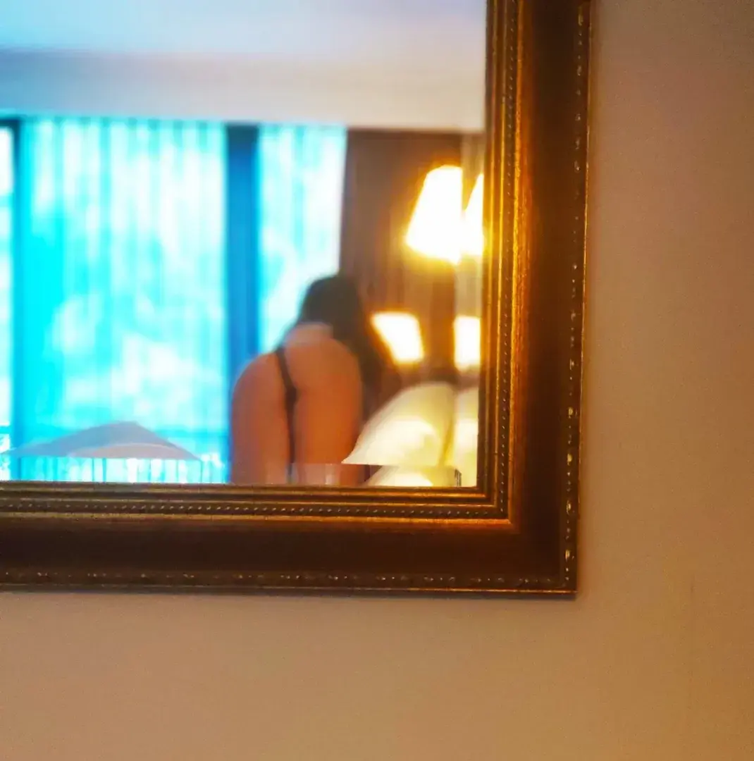 Leak & nude 4 — Hellea