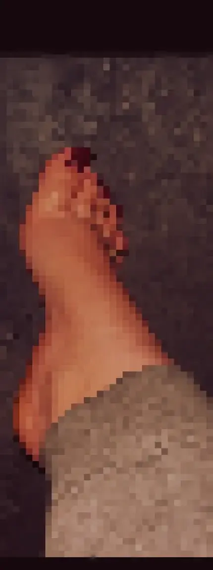Leak & nude 1 — Piedsmym6