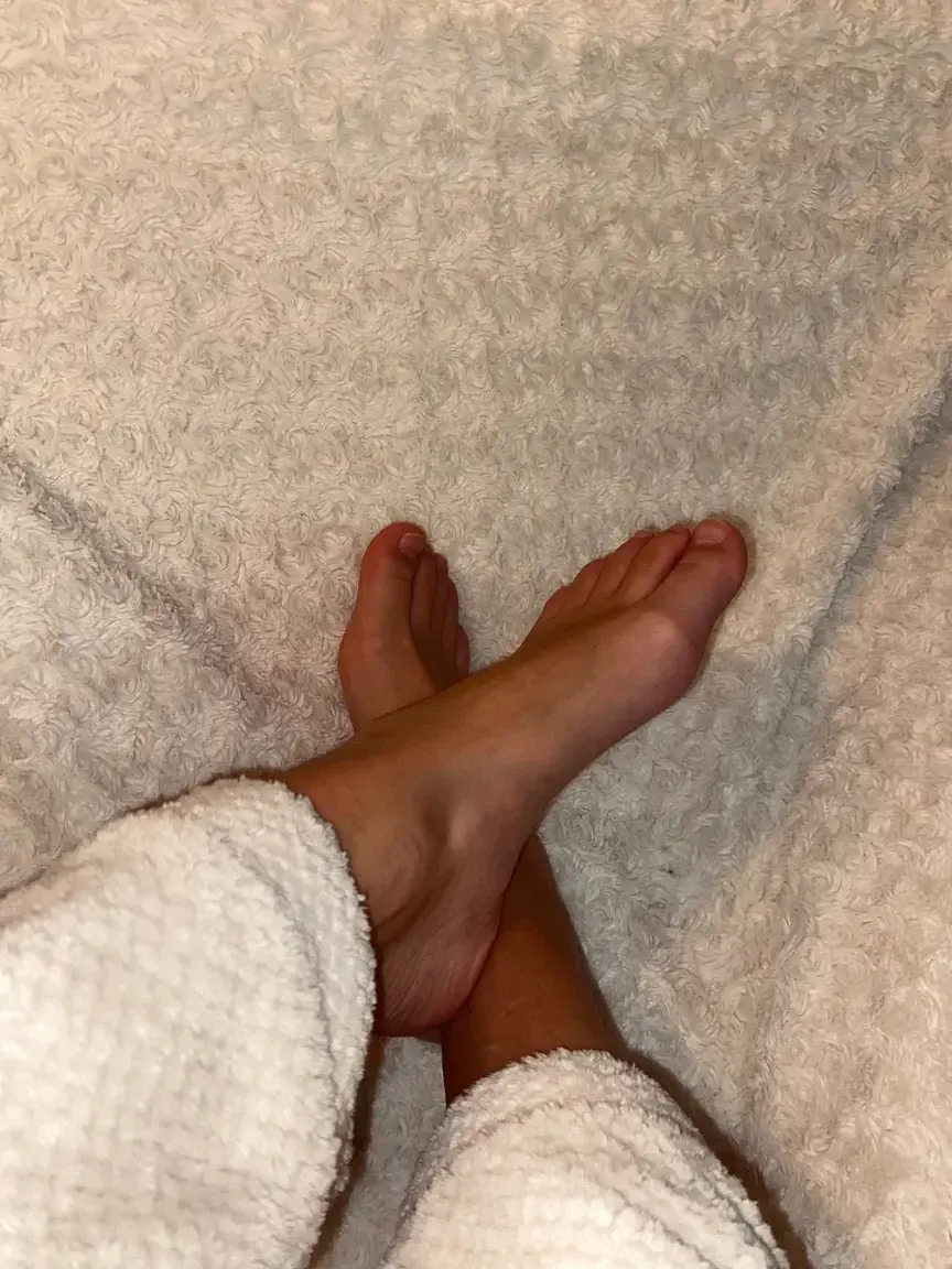 Leak & nude 1 — Footloved