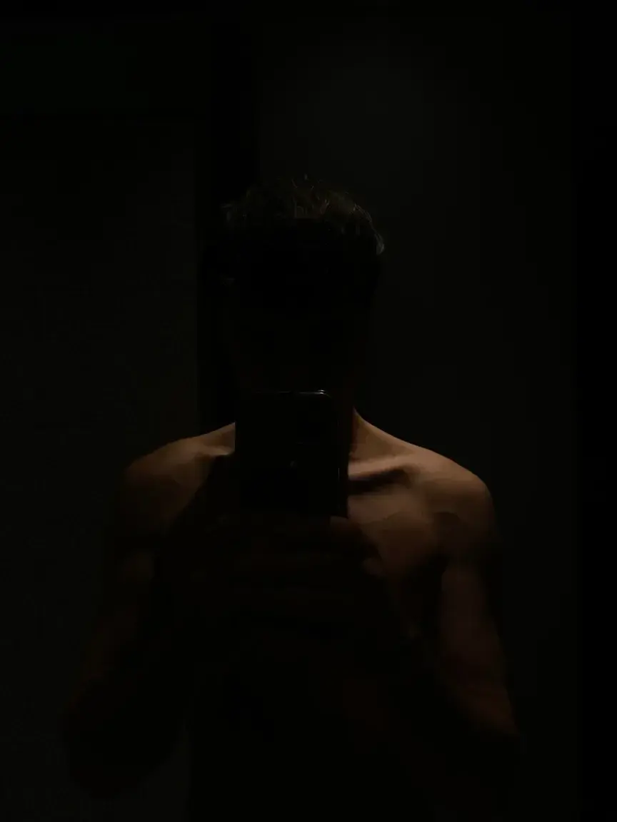 Leak & nude 1 — Levraigabix