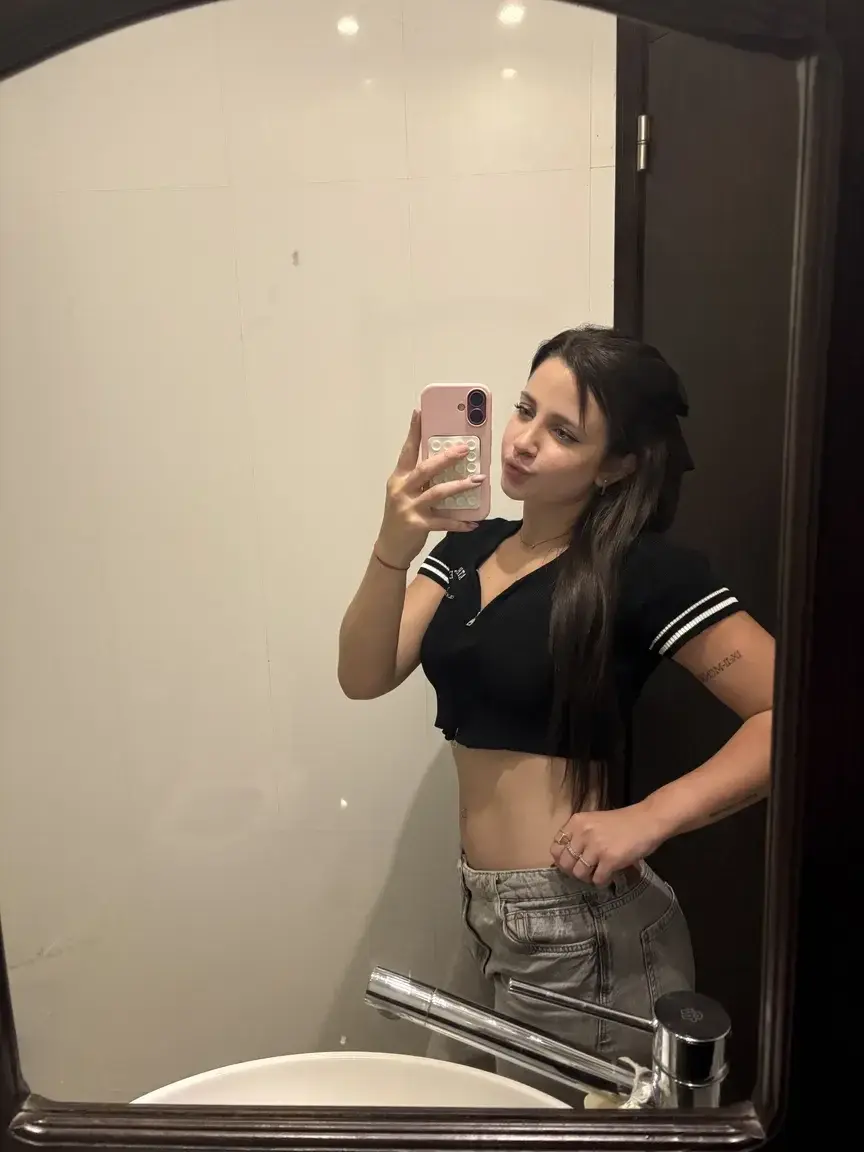 Leak & nude MYM — petitefraise_ : « Abonnement gratuit, t'es pas prêt .. 🍓 » (MYM)