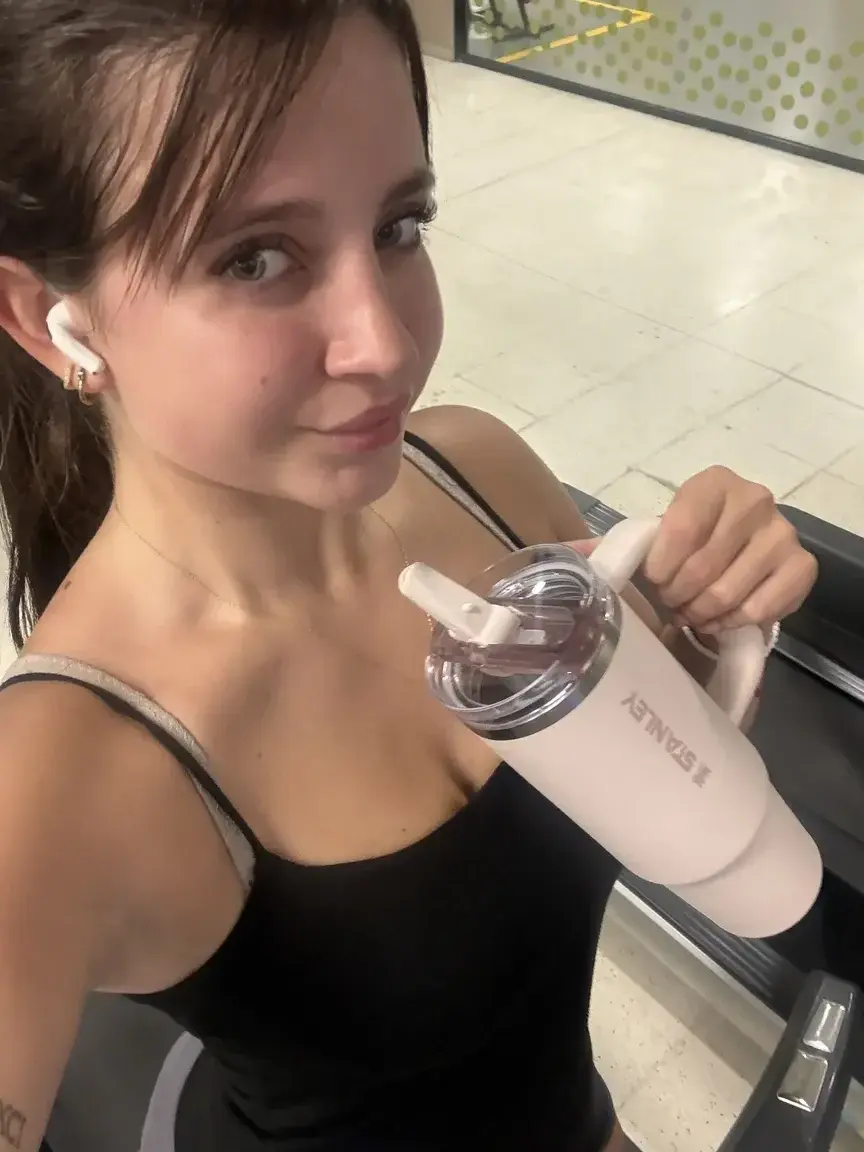 Si tu like mon post, mon abonnement est gratuit en illimité 🍓