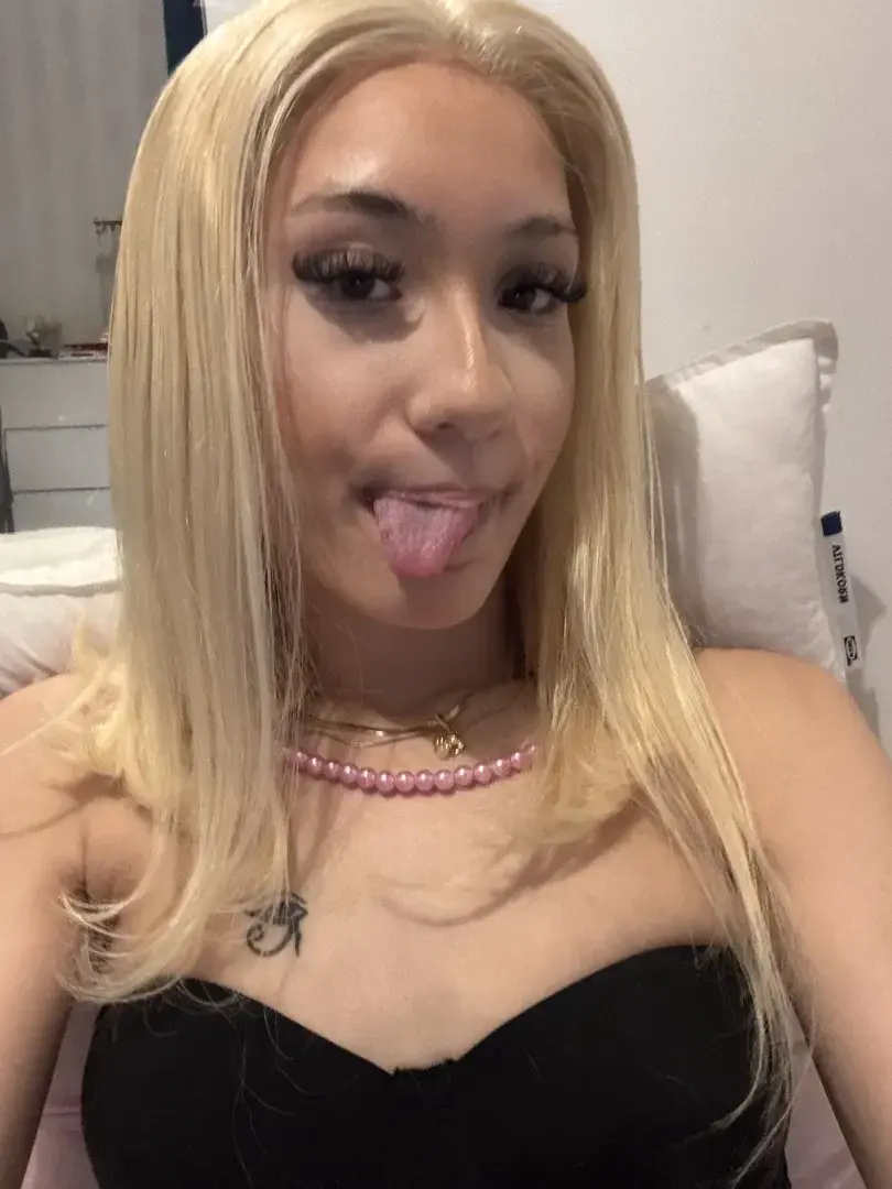 Leak & nude 9 — Laarosaa