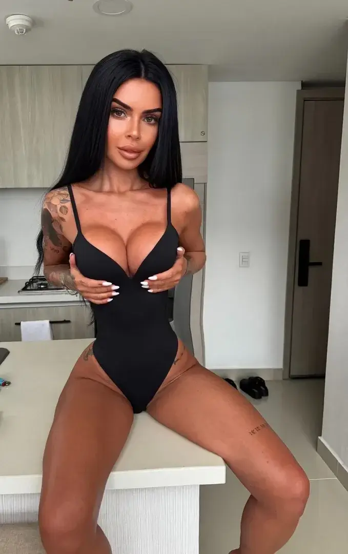 Leak & nude 10 — Jolievelvet