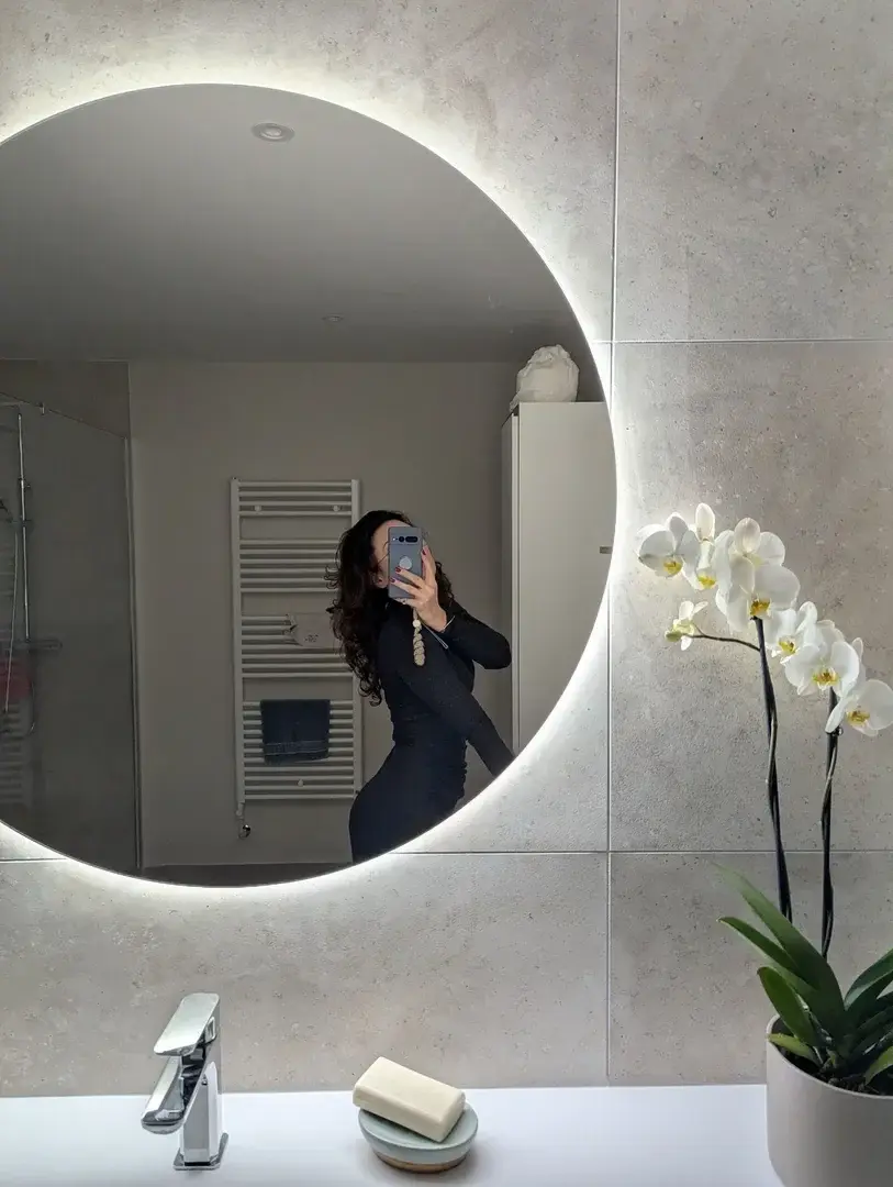Leak & nude MYM — mysterieuse_indecente : « Qui souhaite voir bien plus en privé 😌🧡? » (MYM)