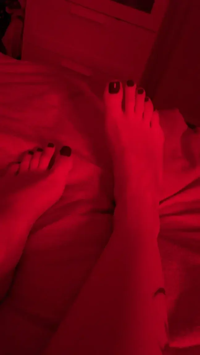 Leak & nude 6 — Bloomfeet28