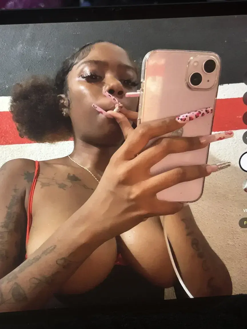 Leak & nude 5 — Ebonykrk