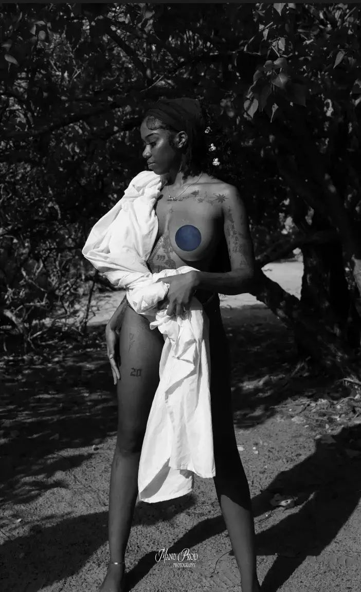 Leak & nude 4 — Ebonykrk