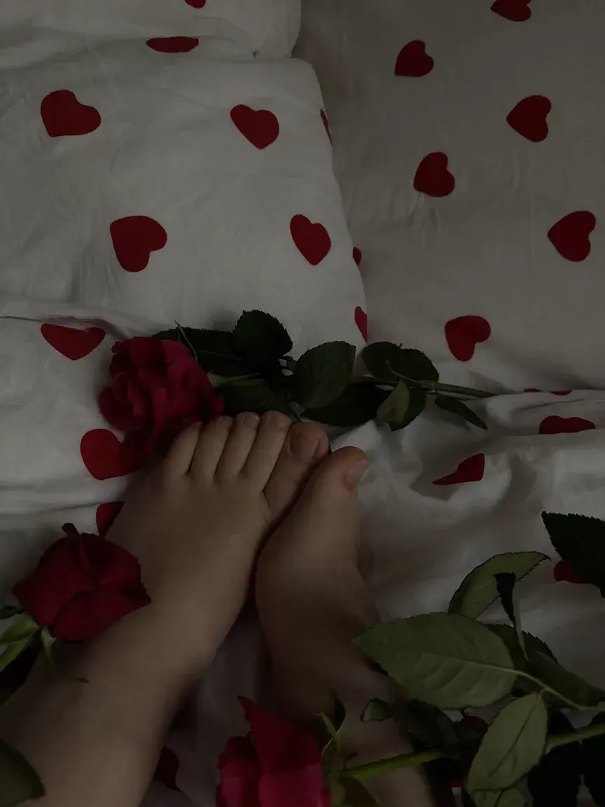 Leak & nude 2 — Velorafeet