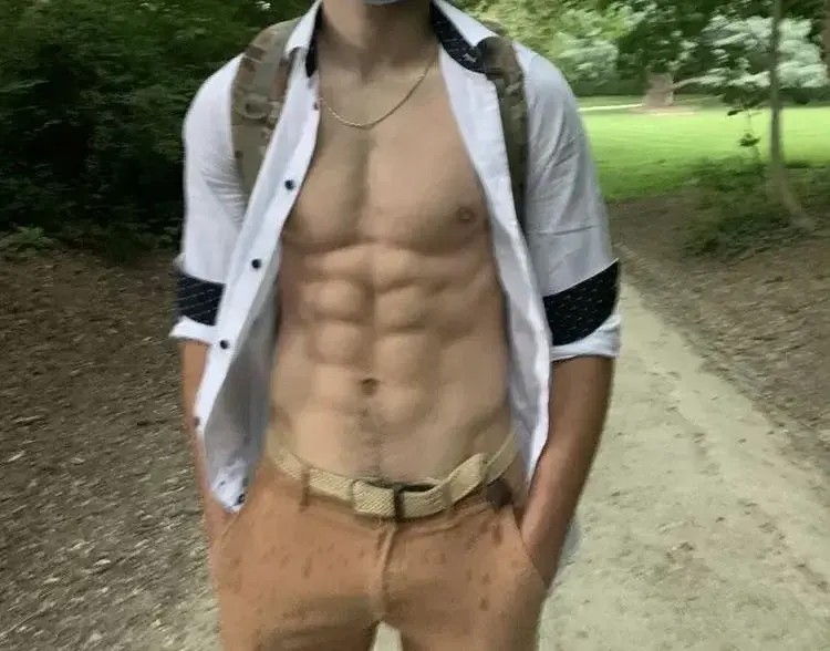 Leak & nude 1 — brutusleconquerant